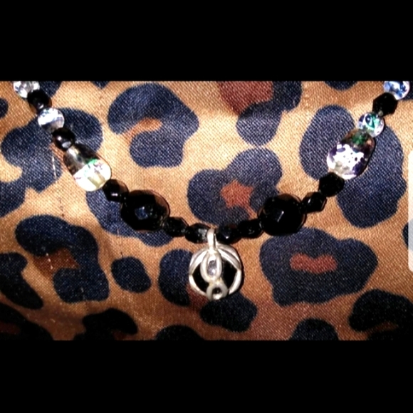 Women's H/M Black & Black/Pink Beaded Necklace - Picture 10 of 16